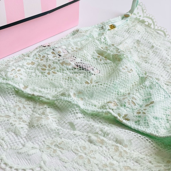 LARGE Victoria’s Secret green lace bikini panties - Picture 4 of 6